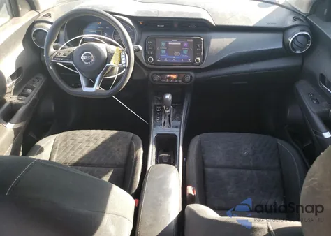 2021 Nissan Kicks Sv z USA, uszkodzony, nr VIN 3N1CP5CV6ML473605